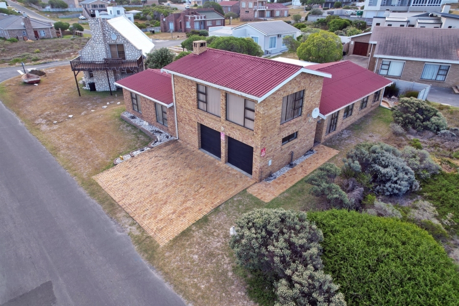 6 Bedroom Property for Sale in Agulhas Western Cape